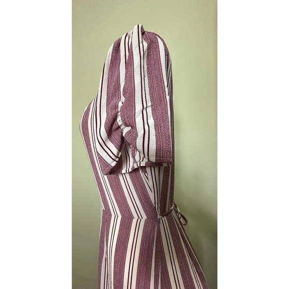 Band of Gypsies Purple and White Jumpsuit with Puff Sleeves - Picture 4 of 13